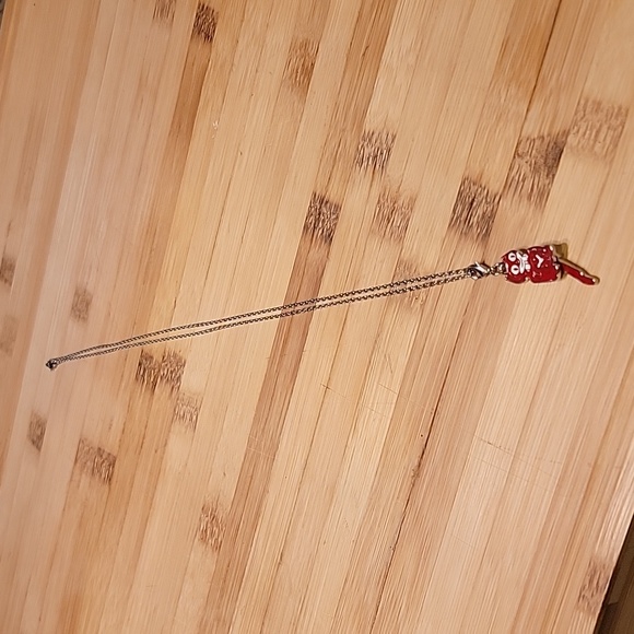 Scarlet Red Kit-Cat Klock clock clip on charm necklace - Picture 3 of 5